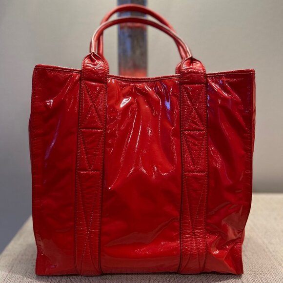 Miu Miu Aventure Red Patent Leather Bag - Picture 3 of 10